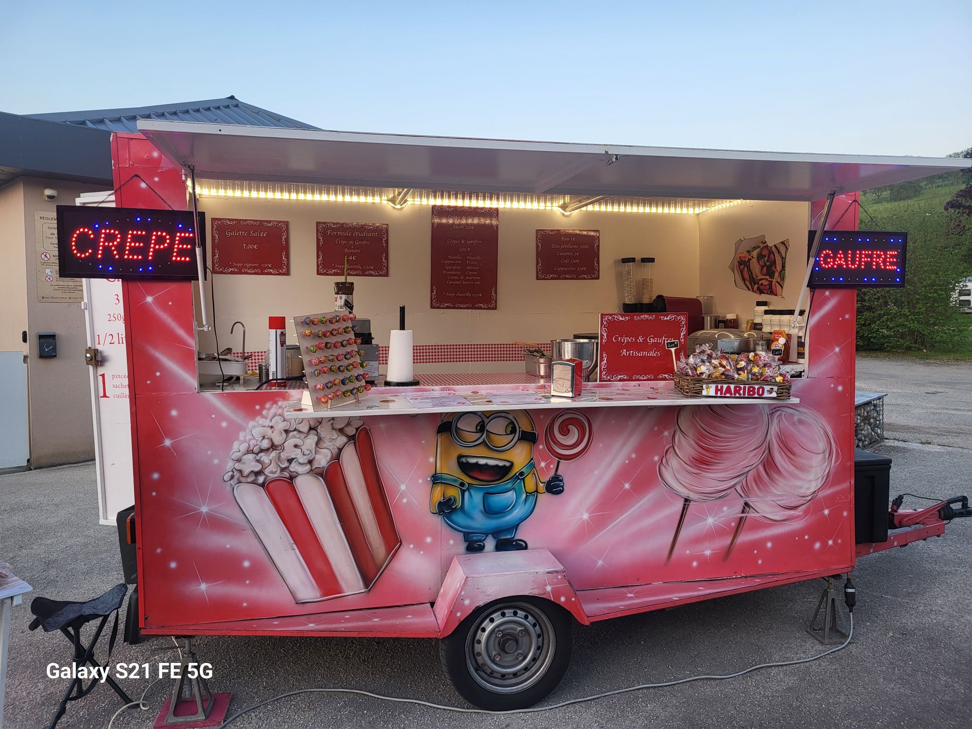 Photo Food truck sur la placette small
